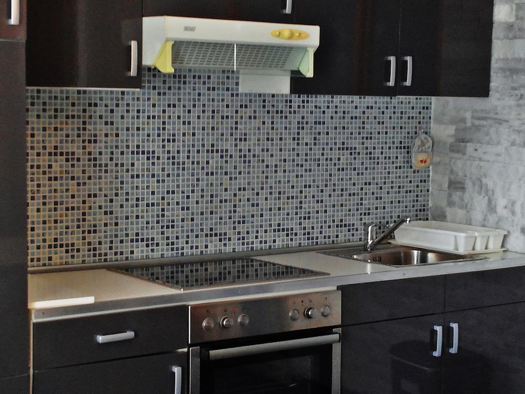 אדאמאס Bouganville Αpartments מראה חיצוני תמונה