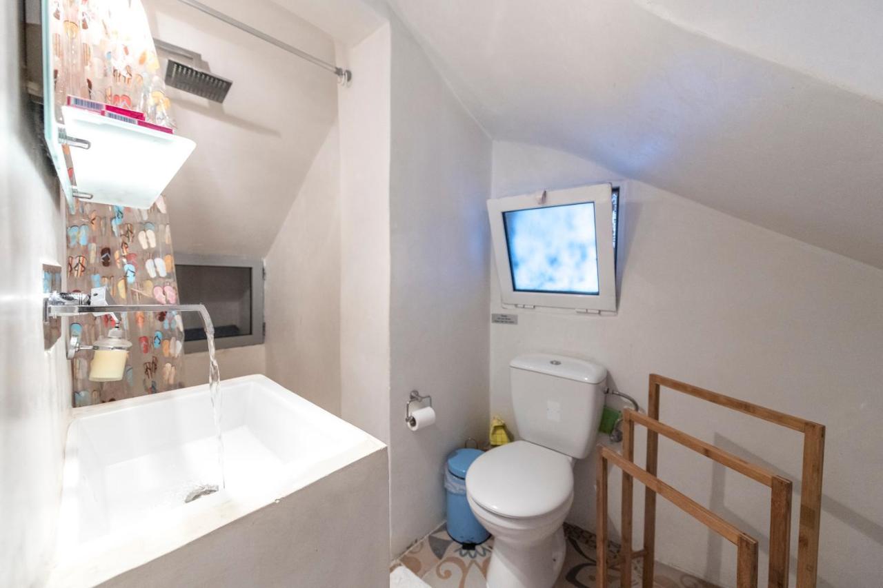 אדאמאס Bouganville Αpartments מראה חיצוני תמונה